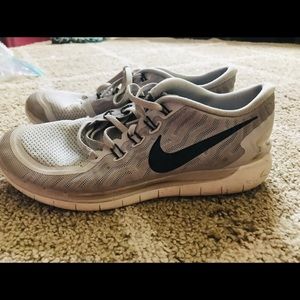Nike shoes - size 9.5